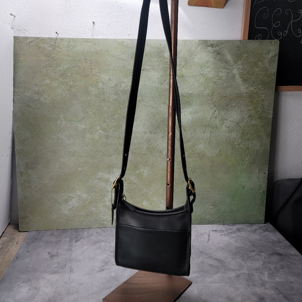 Coach Vintage Legacy Zip Bag 1999 - Picture 5 of 15